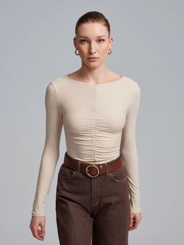 Dilvin Shirt in Beige