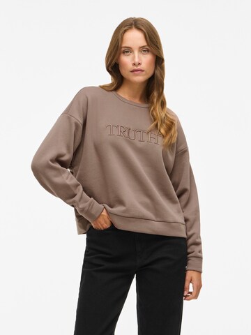 Sweat-shirt 'VIElsk' VILA en marron : devant