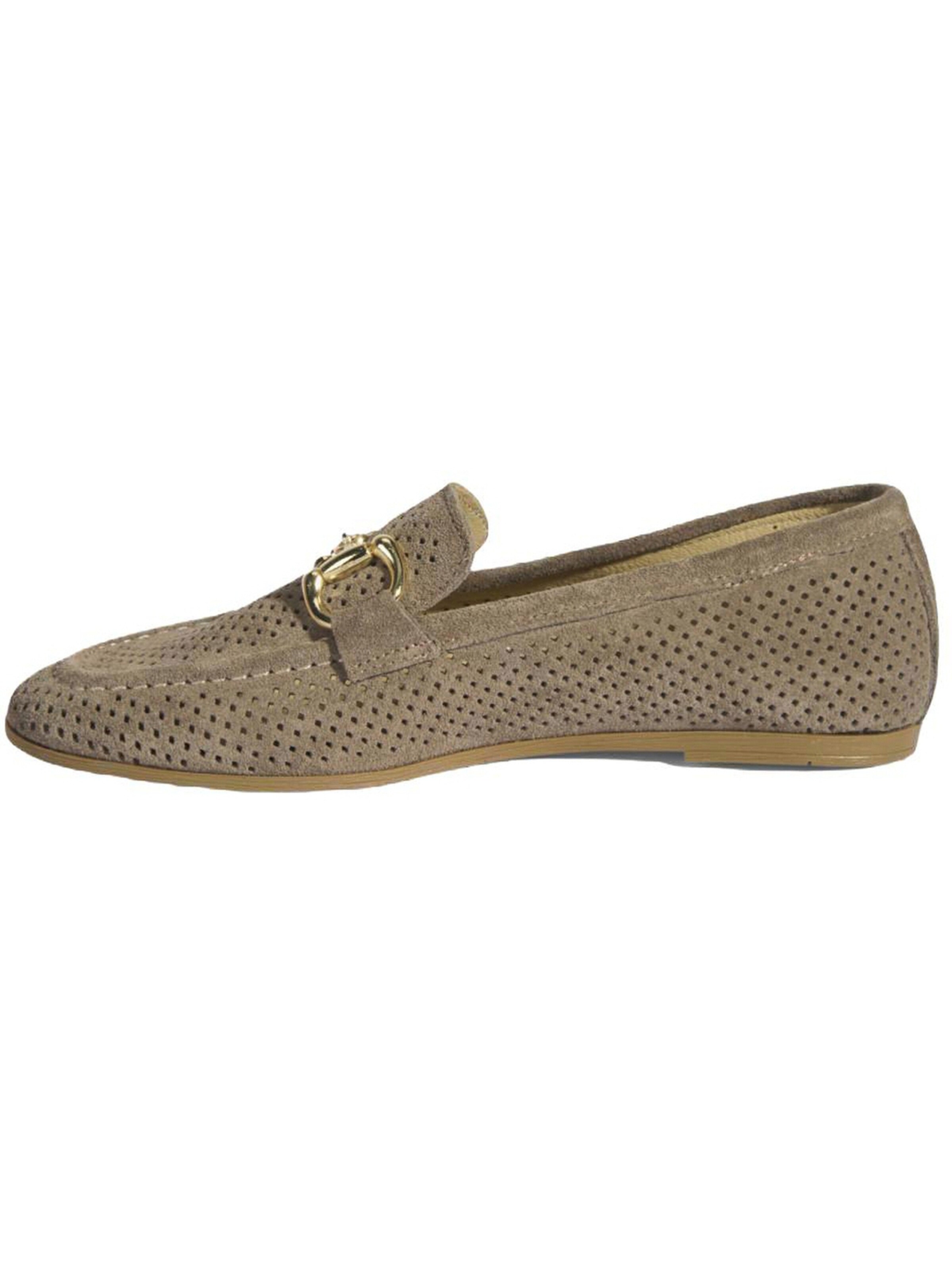 Desa Moccasins in Brown