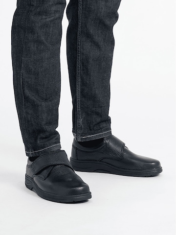 Chaussure basse VITAFORM en noir