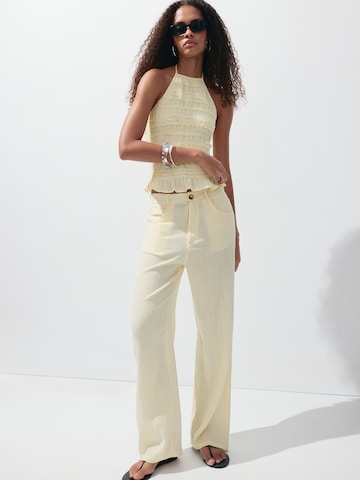 MANGO Loosefit Broek 'BORA' in Geel