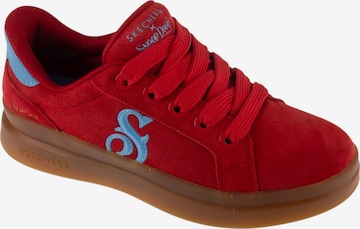 Baskets basses SKECHERS en rouge : devant