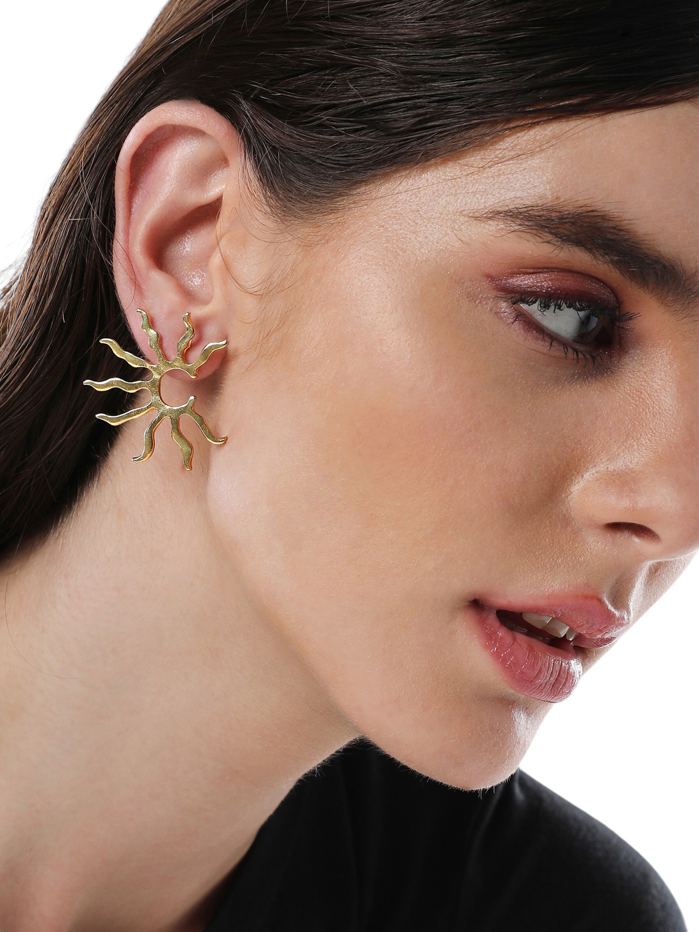 SOHI Ohrringe ' Pearlie ' in Gold: Vorderseite