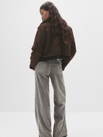 Pull&Bear Kurtka zimowa w kolorze brązowy