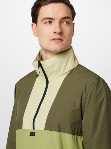 BILLABONG Performance Jacket in Green