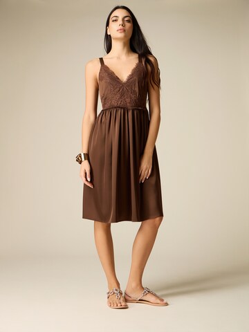 oltre Kleid‌‌‌‌‌‌‌‌‌ in Braun