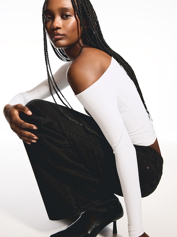 T-shirt Bershka en blanc