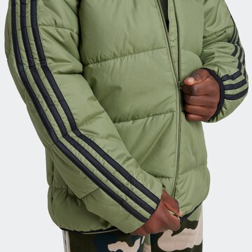 ADIDAS SPORTSWEAR Funkční tričko 'ESSENTIAL' – zelená