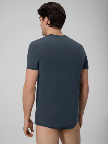 Ammann T-Shirt ' Close To You ' in Blau