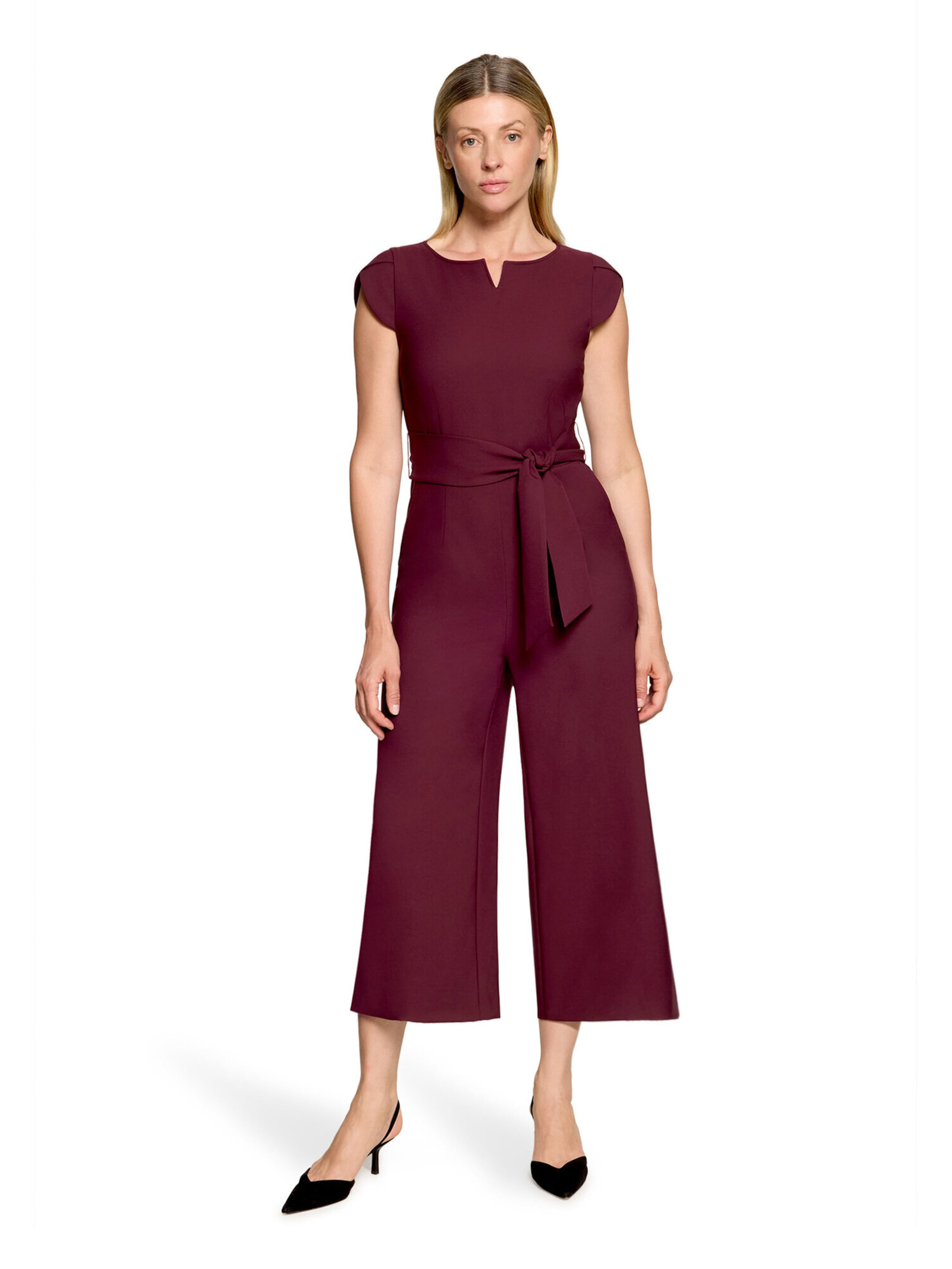 Betty Barclay Jumpsuit in Red: front