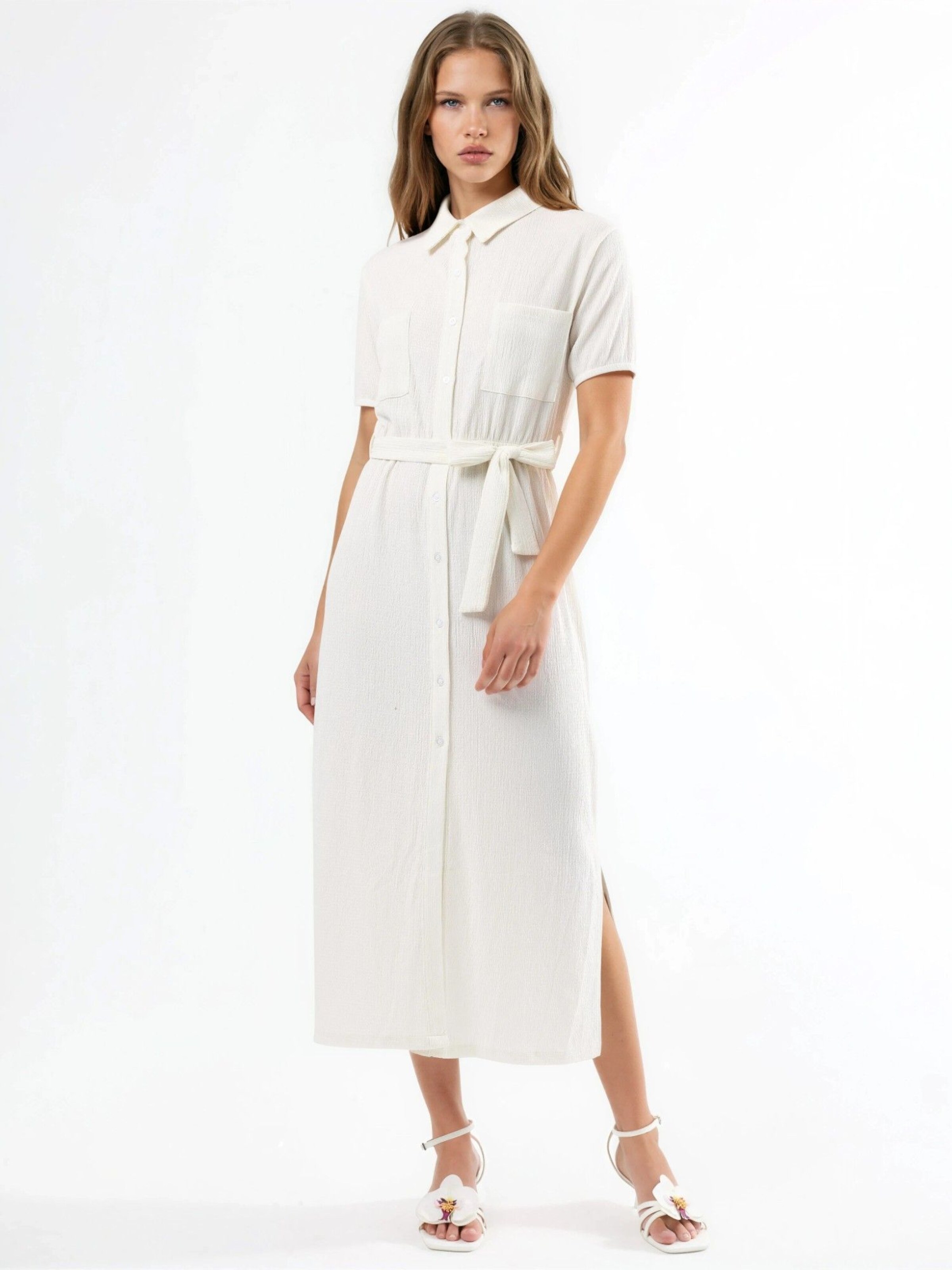 Busem Dress in White