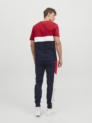 Tricou 'REID' de la JACK & JONES pe roșu