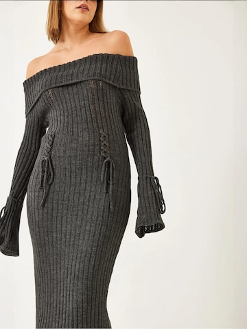 Abito in maglia di Bianco Lucci in grigio