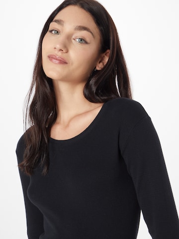 UNITED COLORS OF BENETTON Pullover in Schwarz