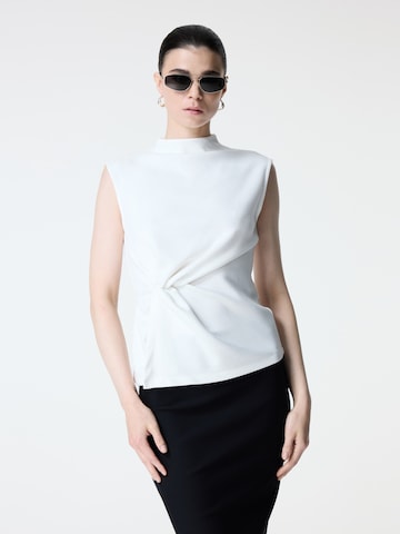 Haut adl en beige