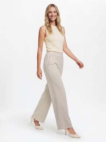 Regular Pantalon Marie Lund en beige