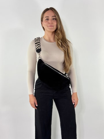 lePelou - Riñonera 'PANTHERA' en negro