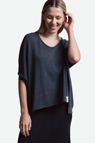 Cotton Candy Shirt in Black: front