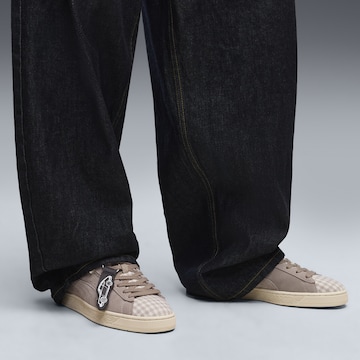 Baskets basses 'Porsche Legacy Suede Classic' PUMA en gris