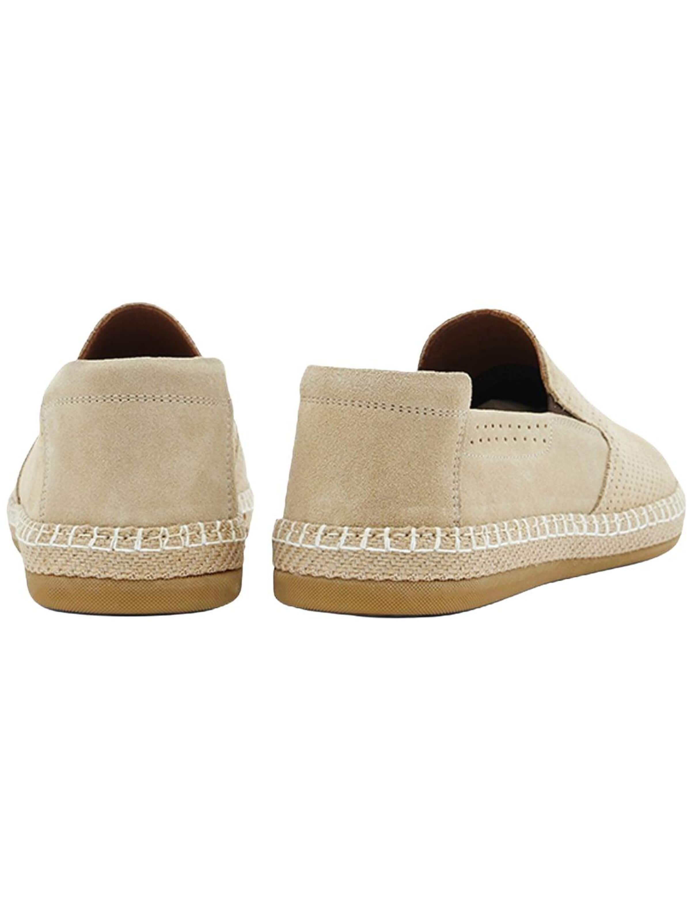 Desa Slip-ons in Beige