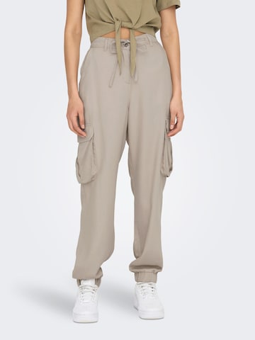 ONLY Tapered Cargo Pants 'Kenya' in Grey: front