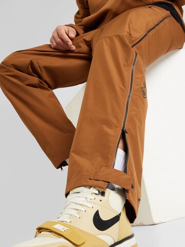 Regular Pantalon 'Flight Heritage' Jordan en marron