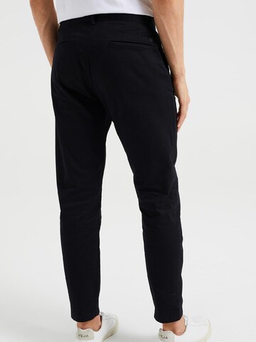WE Fashion Slimfit Kalhoty se sklady v pase – černá