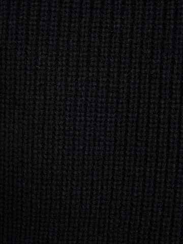 Bershka Sweater in Black