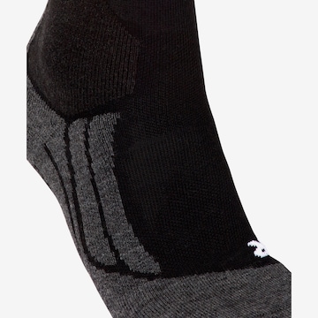 FALKE Sportsocken 'SK 2' in Schwarz