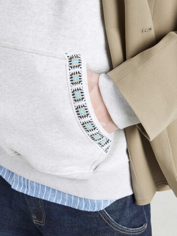 Felpa 'ESSENTIAL' di Abercrombie & Fitch in grigio