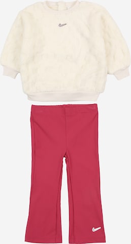 Nike Sportswear Set in Pink: front