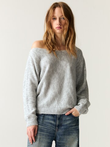 Pull-over Pull&Bear en gris : devant