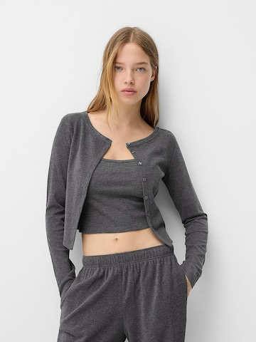Bershka Knit cardigan in Grey: front