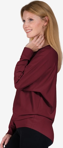 Magadi Sportpullover 'Anna' in Rot: Vorderseite
