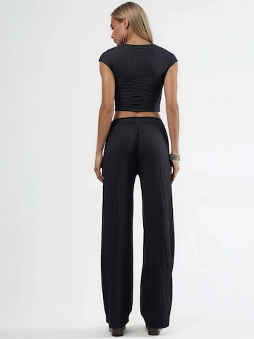 Wide leg Pantaloni di Busem in nero