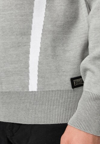 Rusty Neal Pullover in Grau