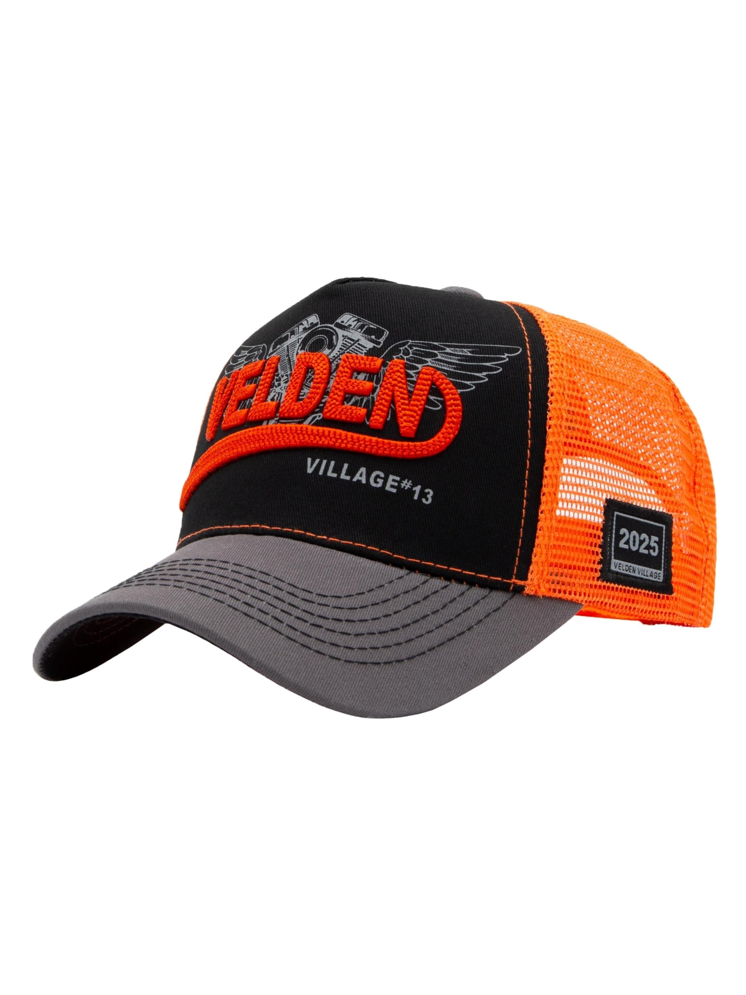 King Kerosin Cap 'Velden Village' in Black: front