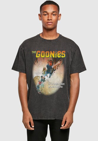 Merchcode Shirt 'The Goonies' in Zwart: voorkant