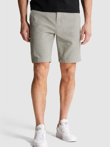 CAST IRON - Pantalón 'Regular fit chino shorts' en gris: frente