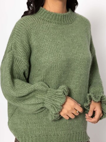 SASSYCLASSY Pullover in Grün