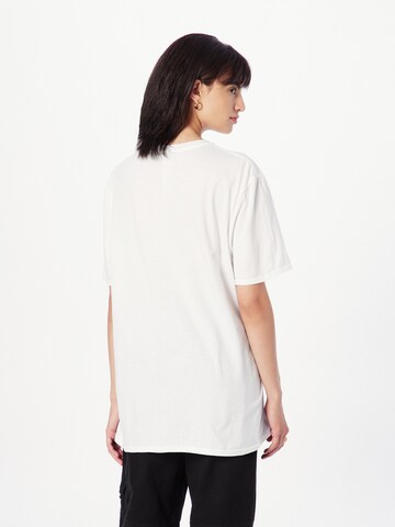 Nasty Gal T-Shirt 'Slayer' in Weiß