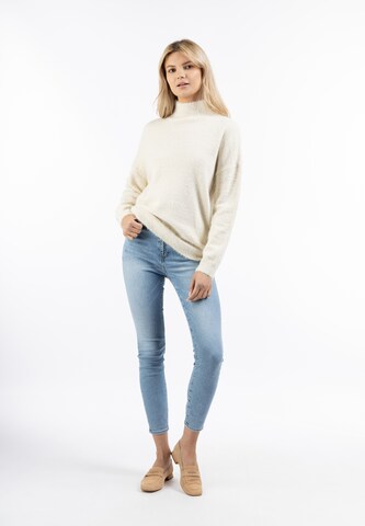 Usha Pullover i hvid