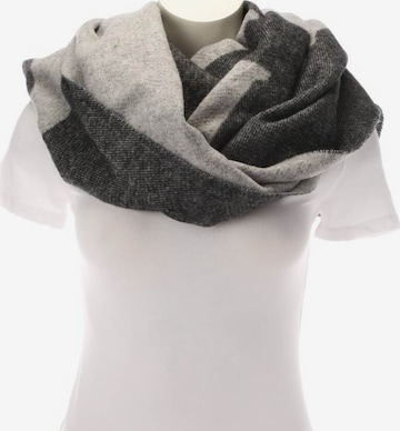 UGG Scarf & Wrap in One size in Grey: front