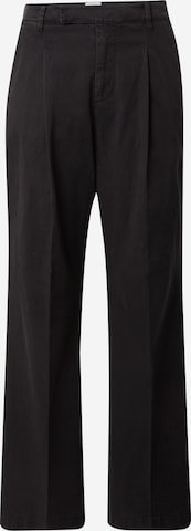 MUSTANG Loose fit Pleat-Front Pants 'LOLA' in Black: front