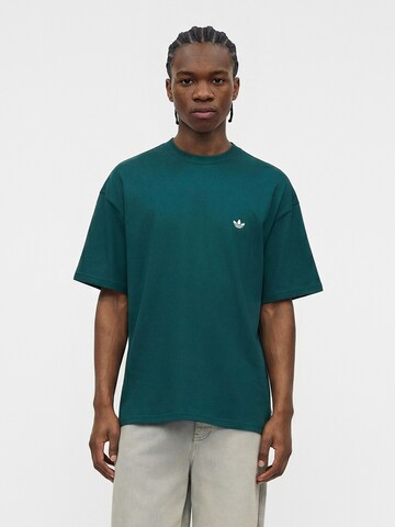 ADIDAS ORIGINALS - Camisa 'Trefoil Essentials' em verde: frente