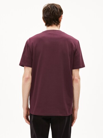 T-Shirt 'MAARKUS' ARMEDANGELS en rouge