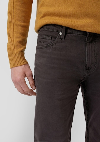 s.Oliver Regular Jeans in Grau