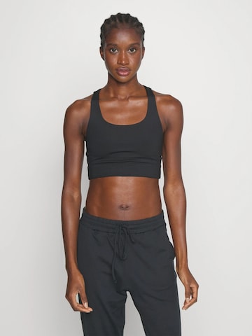 Girlfriend Collective Bustier Sport bh ' Paloma ' in Zwart: voorkant