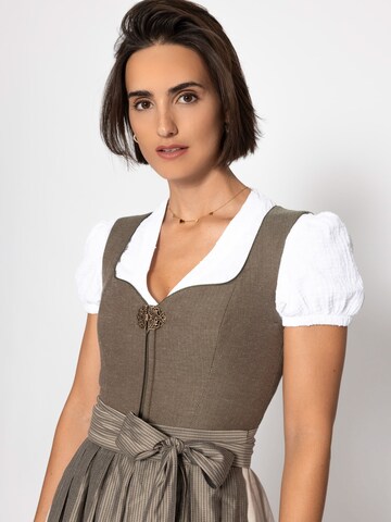 SASSYCLASSY Blouse in White