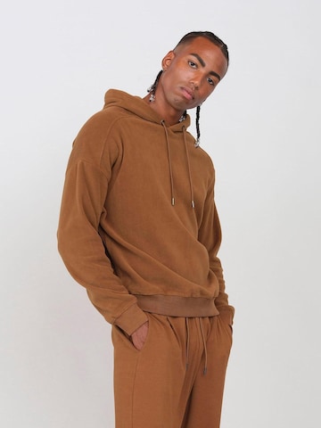 Sweat-shirt 'Pile con Cappuccio' OWN Off With Nature en marron : devant